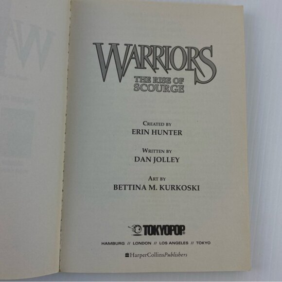 Warriors The Rise of Scourge Manga Book by Erin Hunter - Picture 8 of 12